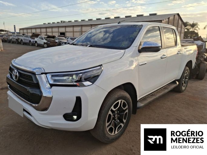 TOYOTA HILUX CD 24/24