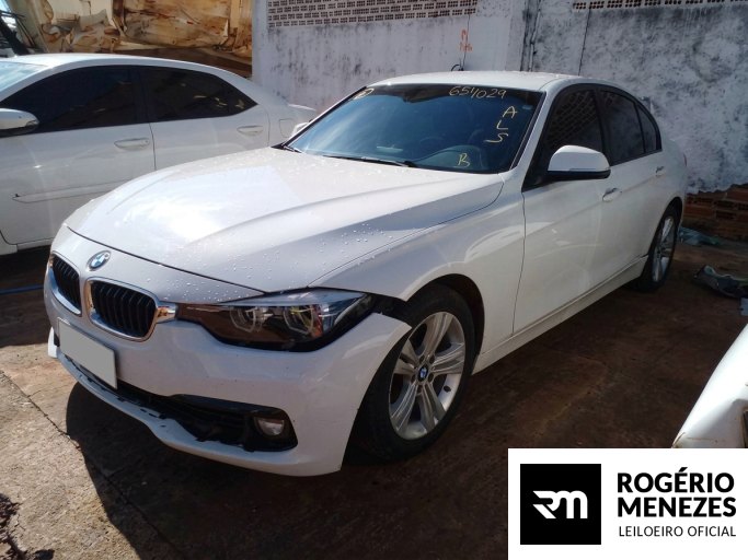 BMW 320i 18/18